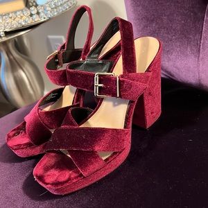 Maroon velvet heel